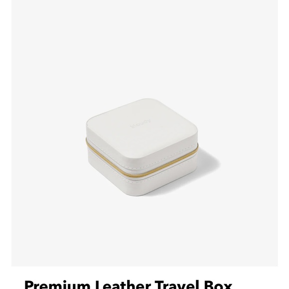 - JEWELRY TRAVEL CASE - Picture 2 of 4